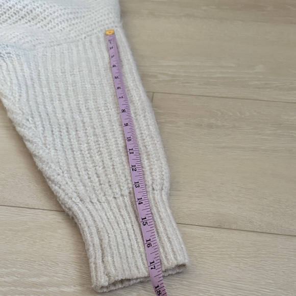 Zara Beige Knit Cardigan with Tortoise Buttons - Picture 7 of 8